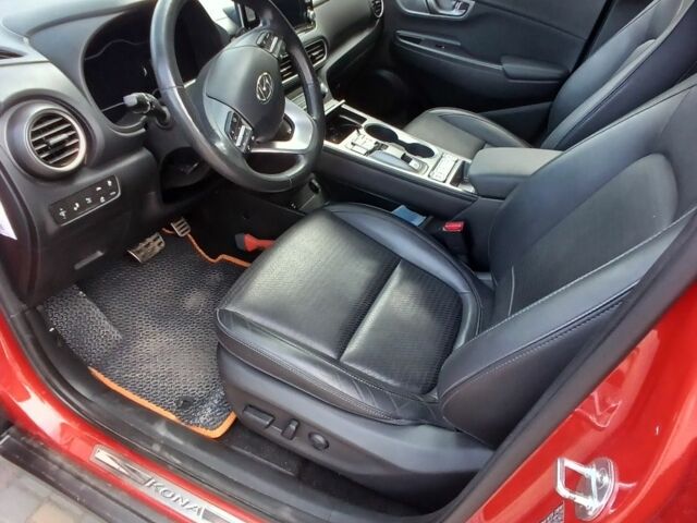 Червоний Хендай Інша, об'ємом двигуна 0 л та пробігом 220 тис. км за 16300 $, фото 5 на Automoto.ua