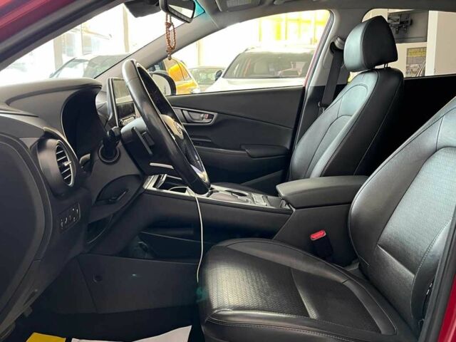 Красный Хендай Другая, объемом двигателя 0 л и пробегом 103 тыс. км за 18000 $, фото 8 на Automoto.ua