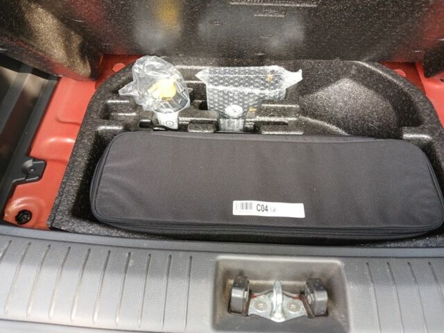 Червоний Хендай Інша, об'ємом двигуна 0 л та пробігом 220 тис. км за 16300 $, фото 16 на Automoto.ua