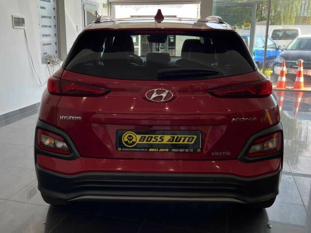 Красный Хендай Другая, объемом двигателя 0 л и пробегом 103 тыс. км за 18000 $, фото 5 на Automoto.ua