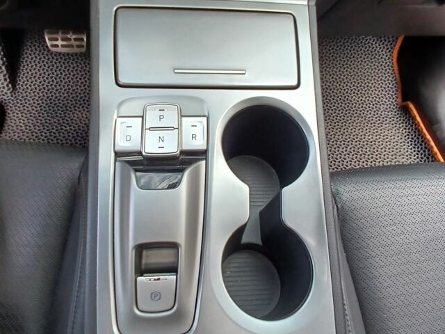 Червоний Хендай Інша, об'ємом двигуна 0 л та пробігом 220 тис. км за 16300 $, фото 8 на Automoto.ua