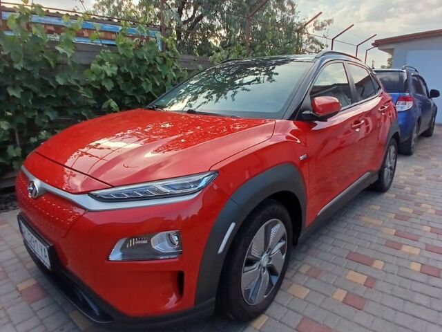 Червоний Хендай Інша, об'ємом двигуна 0 л та пробігом 220 тис. км за 16300 $, фото 2 на Automoto.ua