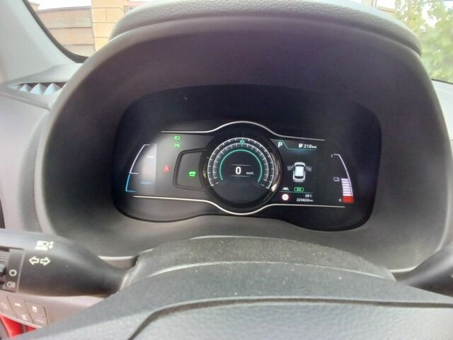 Червоний Хендай Інша, об'ємом двигуна 0 л та пробігом 220 тис. км за 16300 $, фото 14 на Automoto.ua