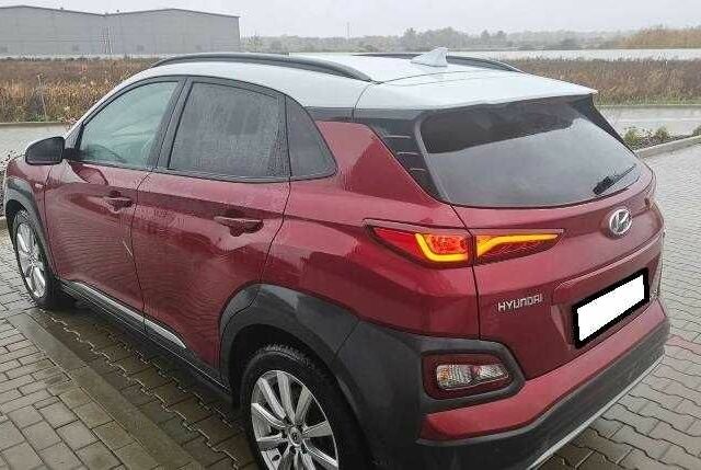 Красный Хендай Другая, объемом двигателя 0 л и пробегом 22 тыс. км за 11400 $, фото 2 на Automoto.ua