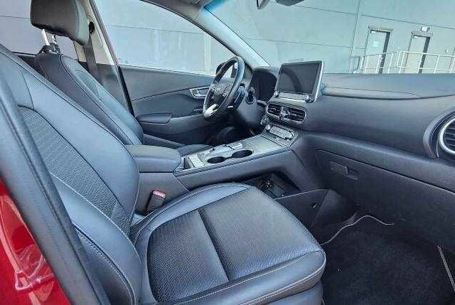 Красный Хендай Другая, объемом двигателя 0 л и пробегом 22 тыс. км за 11400 $, фото 9 на Automoto.ua