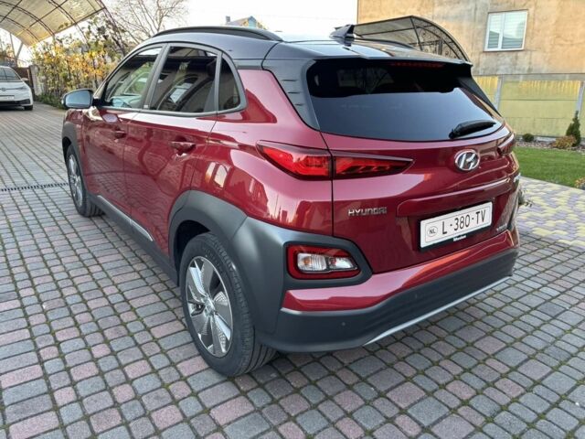 Червоний Хендай Інша, об'ємом двигуна 0 л та пробігом 128 тис. км за 17800 $, фото 2 на Automoto.ua