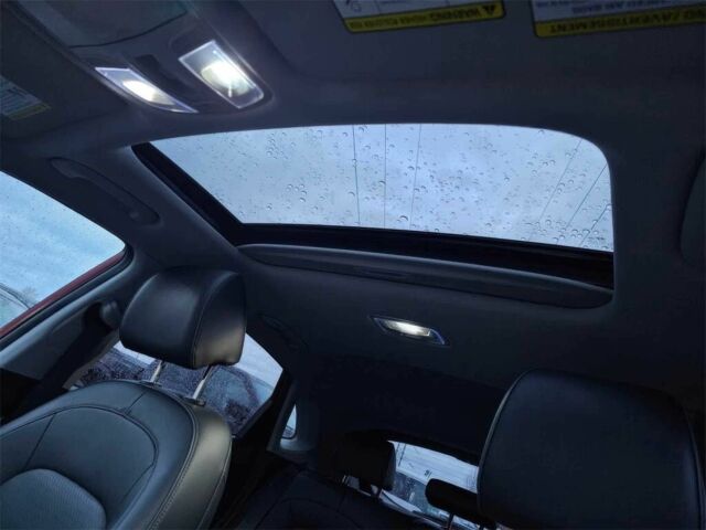 Красный Хендай Другая, объемом двигателя 0 л и пробегом 30 тыс. км за 9500 $, фото 9 на Automoto.ua