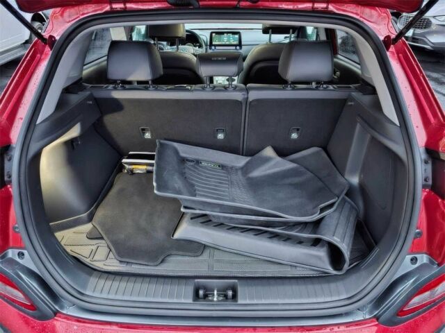 Красный Хендай Другая, объемом двигателя 0 л и пробегом 30 тыс. км за 9500 $, фото 12 на Automoto.ua