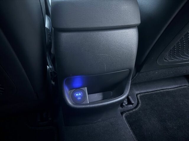 Красный Хендай Другая, объемом двигателя 0 л и пробегом 104 тыс. км за 20999 $, фото 14 на Automoto.ua