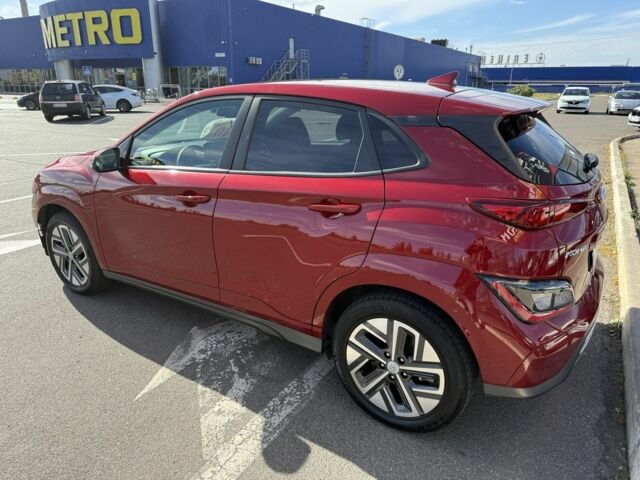 Красный Хендай Другая, объемом двигателя 0 л и пробегом 48 тыс. км за 19900 $, фото 3 на Automoto.ua