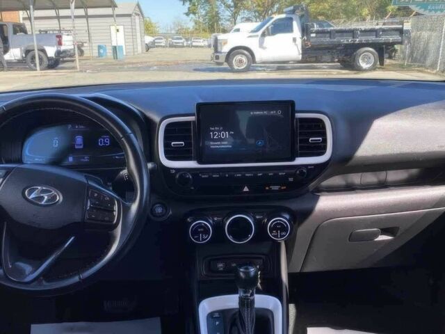 Красный Хендай Другая, объемом двигателя 1.6 л и пробегом 14 тыс. км за 12000 $, фото 6 на Automoto.ua