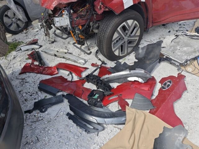 Червоний Хендай Інша, об'ємом двигуна 0 л та пробігом 56 тис. км за 5200 $, фото 7 на Automoto.ua