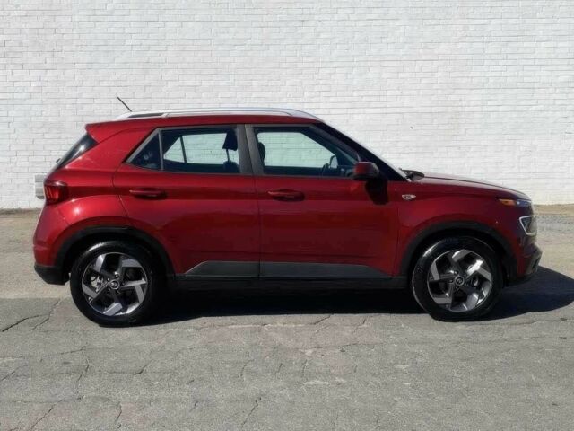 Красный Хендай Другая, объемом двигателя 1.6 л и пробегом 14 тыс. км за 12000 $, фото 5 на Automoto.ua