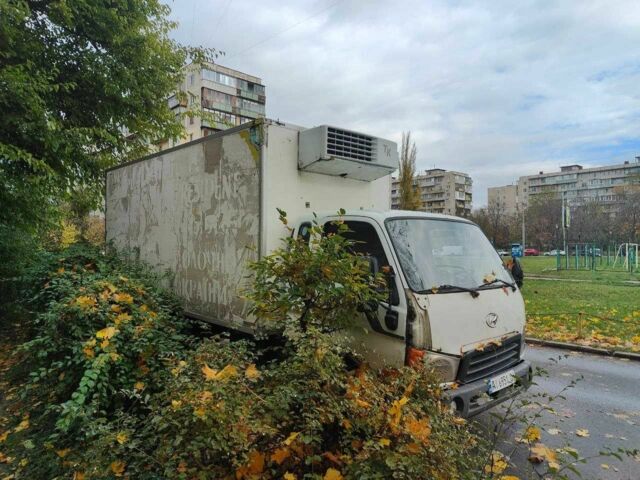 Хендай Другая, объемом двигателя 3.3 л и пробегом 0 тыс. км за 4300 $, фото 4 на Automoto.ua