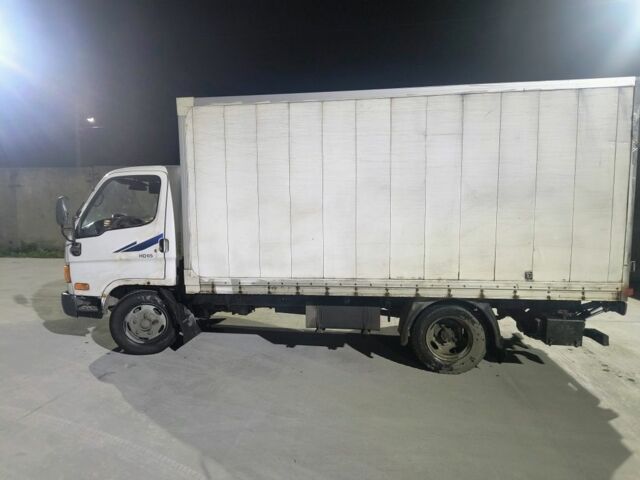 Хендай Другая, объемом двигателя 3.3 л и пробегом 0 тыс. км за 7000 $, фото 2 на Automoto.ua