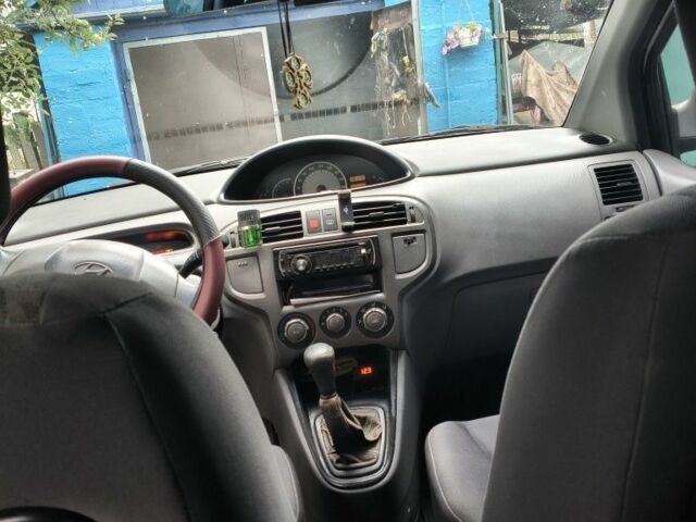 Хендай Другая 2004 в Лубнах на Automoto.ua Серый Хендай Другая, объемом двигателя 1.6 л и пробегом 160 тыс. км за 3200 $, фото 7 на Automoto.ua