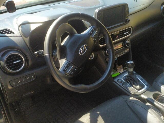 Серый Хендай Другая, объемом двигателя 0 л и пробегом 77 тыс. км за 15500 $, фото 3 на Automoto.ua