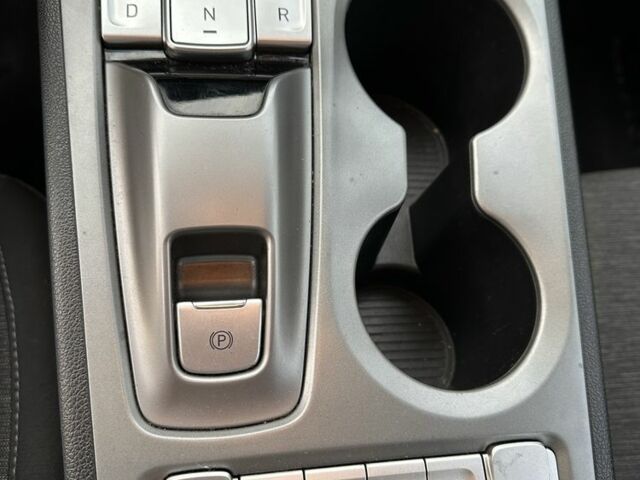 Серый Хендай Другая, объемом двигателя 0 л и пробегом 98 тыс. км за 19767 $, фото 7 на Automoto.ua