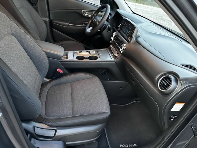 Серый Хендай Другая, объемом двигателя 0 л и пробегом 90 тыс. км за 15500 $, фото 3 на Automoto.ua