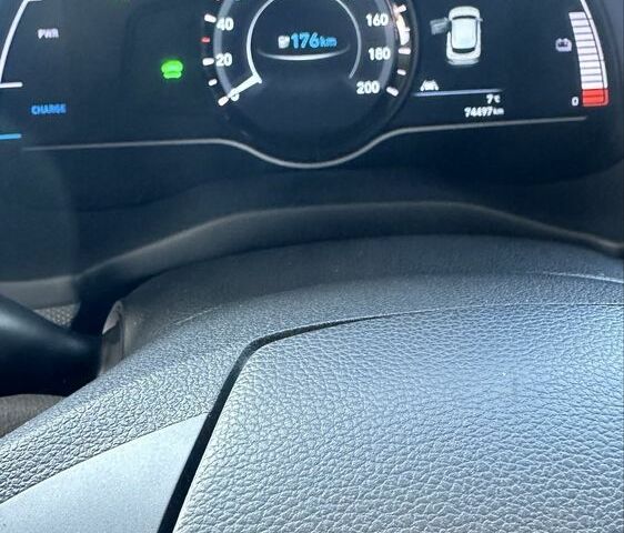 Сірий Хендай Інша, об'ємом двигуна 0 л та пробігом 74 тис. км за 15700 $, фото 17 на Automoto.ua