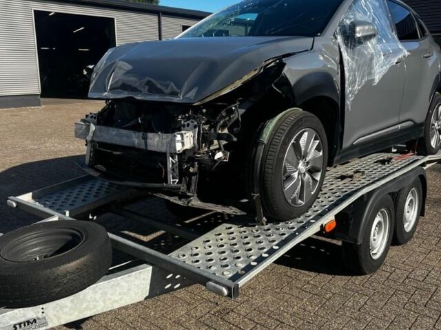 Серый Хендай Другая, объемом двигателя 0 л и пробегом 160 тыс. км за 7886 $, фото 1 на Automoto.ua