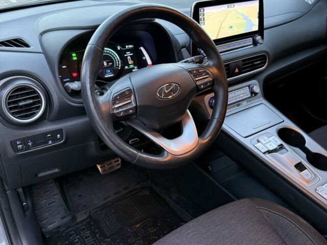 Серый Хендай Другая, объемом двигателя 0 л и пробегом 86 тыс. км за 14899 $, фото 5 на Automoto.ua