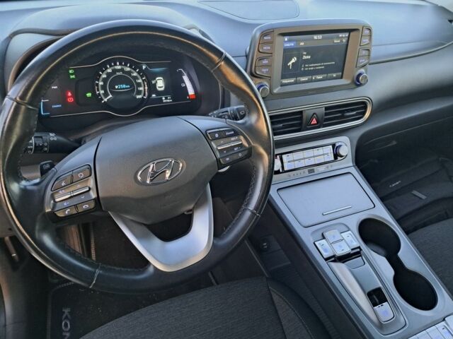 Серый Хендай Другая, объемом двигателя 0 л и пробегом 98 тыс. км за 19385 $, фото 4 на Automoto.ua