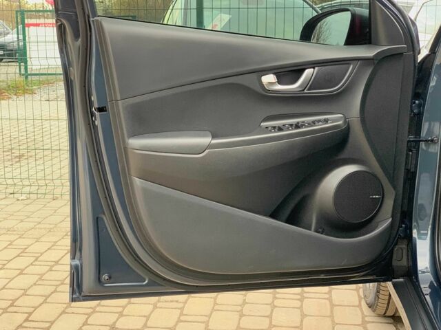 Серый Хендай Другая, объемом двигателя 0 л и пробегом 47 тыс. км за 17355 $, фото 9 на Automoto.ua