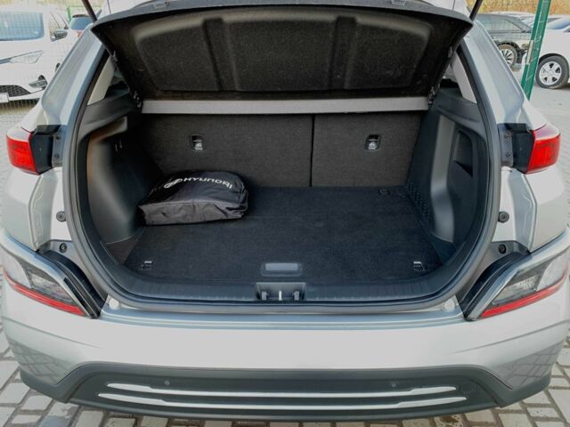 Сірий Хендай Інша, об'ємом двигуна 0 л та пробігом 35 тис. км за 17999 $, фото 14 на Automoto.ua