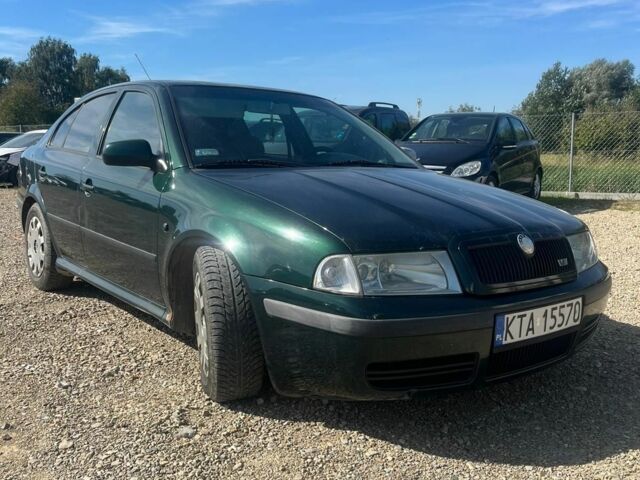 Сірий Хендай Інша, об'ємом двигуна 2 л та пробігом 240 тис. км за 5500 $, фото 2 на Automoto.ua