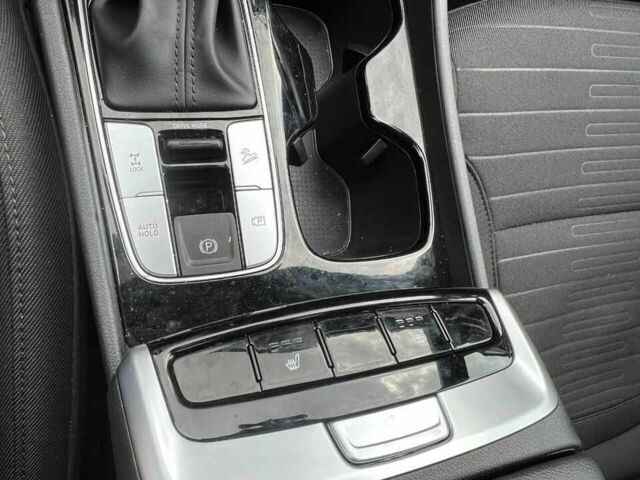 Сірий Хендай Інша, об'ємом двигуна 2.5 л та пробігом 14 тис. км за 12900 $, фото 21 на Automoto.ua