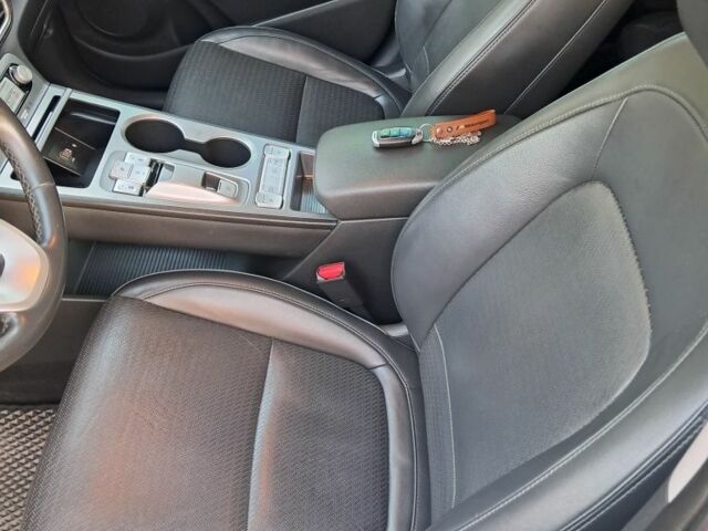 Серый Хендай Другая, объемом двигателя 0 л и пробегом 70 тыс. км за 17999 $, фото 12 на Automoto.ua