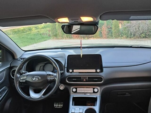 Серый Хендай Другая, объемом двигателя 0 л и пробегом 70 тыс. км за 17999 $, фото 2 на Automoto.ua