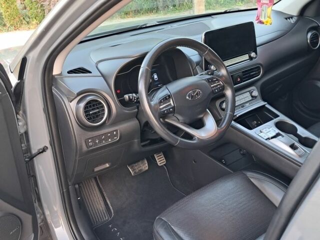 Серый Хендай Другая, объемом двигателя 0 л и пробегом 70 тыс. км за 17999 $, фото 18 на Automoto.ua