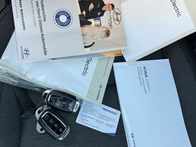 Серый Хендай Другая, объемом двигателя 0 л и пробегом 35 тыс. км за 16700 $, фото 4 на Automoto.ua