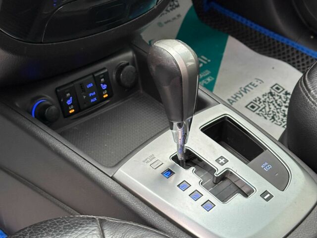 Серый Хендай Другая, объемом двигателя 2.2 л и пробегом 269 тыс. км за 12300 $, фото 16 на Automoto.ua