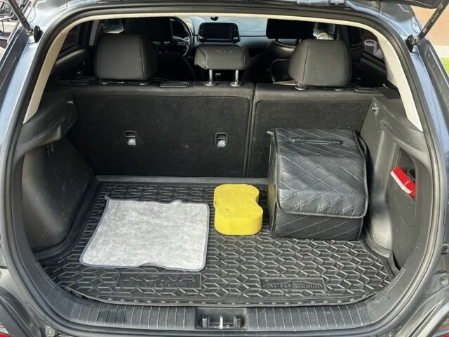 Серый Хендай Другая, объемом двигателя 2 л и пробегом 54 тыс. км за 13400 $, фото 9 на Automoto.ua