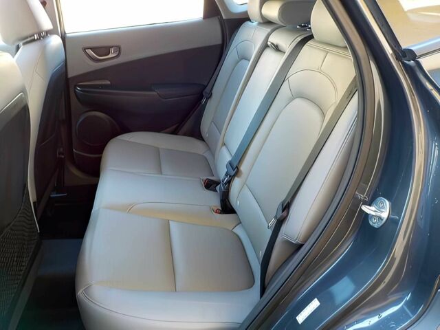 Серый Хендай Другая, объемом двигателя 1.6 л и пробегом 30 тыс. км за 8700 $, фото 10 на Automoto.ua