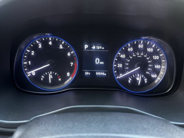 Серый Хендай Другая, объемом двигателя 2 л и пробегом 54 тыс. км за 13400 $, фото 4 на Automoto.ua