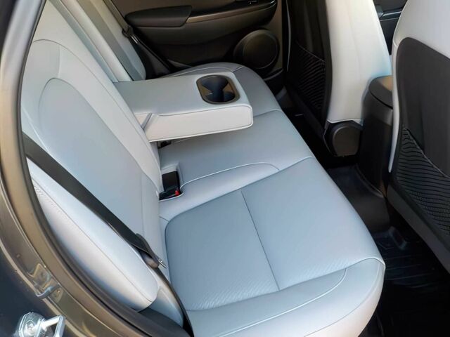 Серый Хендай Другая, объемом двигателя 1.6 л и пробегом 30 тыс. км за 8700 $, фото 11 на Automoto.ua