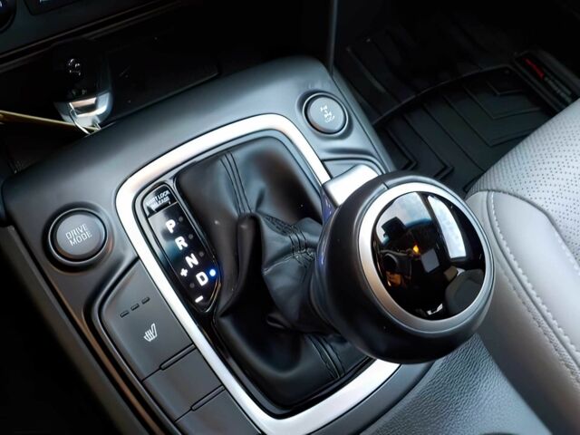 Серый Хендай Другая, объемом двигателя 1.6 л и пробегом 30 тыс. км за 8700 $, фото 9 на Automoto.ua