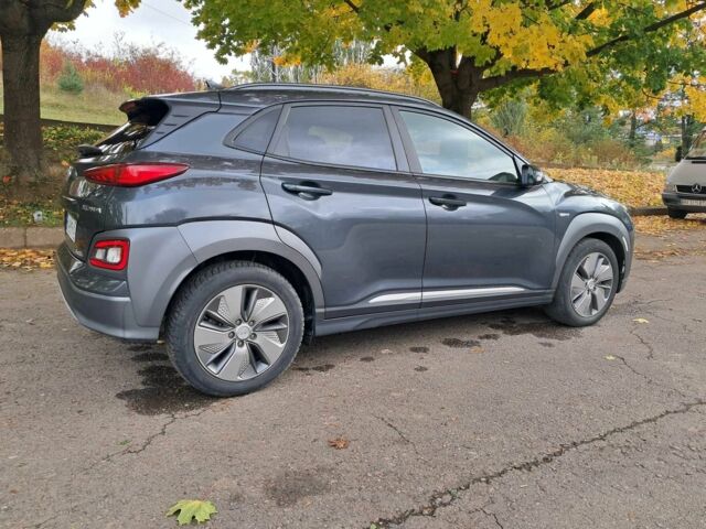 Серый Хендай Другая, объемом двигателя 0 л и пробегом 150 тыс. км за 17500 $, фото 2 на Automoto.ua