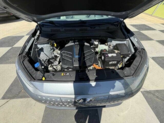 Сірий Хендай Інша, об'ємом двигуна 0 л та пробігом 35 тис. км за 11000 $, фото 4 на Automoto.ua