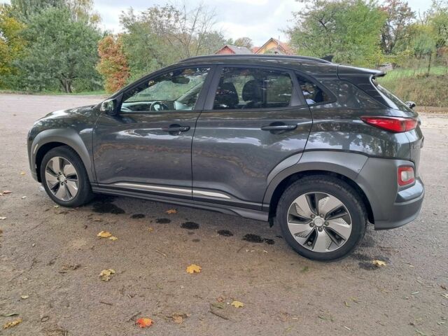 Серый Хендай Другая, объемом двигателя 0 л и пробегом 150 тыс. км за 17500 $, фото 5 на Automoto.ua