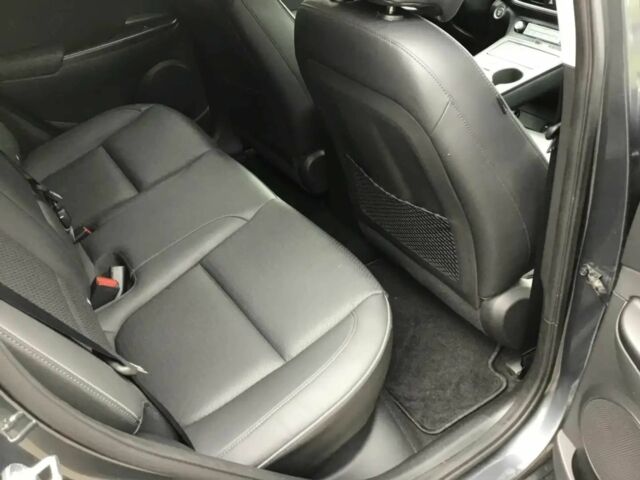 Серый Хендай Другая, объемом двигателя 0 л и пробегом 47 тыс. км за 25000 $, фото 11 на Automoto.ua