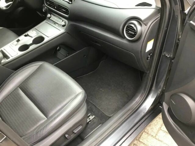 Серый Хендай Другая, объемом двигателя 0 л и пробегом 47 тыс. км за 25000 $, фото 10 на Automoto.ua