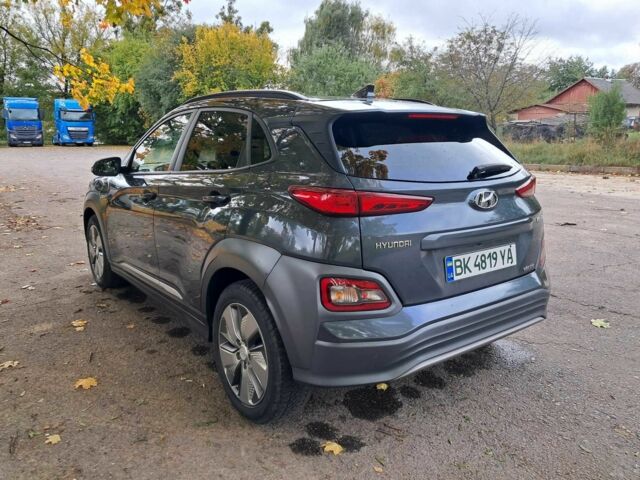 Серый Хендай Другая, объемом двигателя 0 л и пробегом 150 тыс. км за 17500 $, фото 4 на Automoto.ua