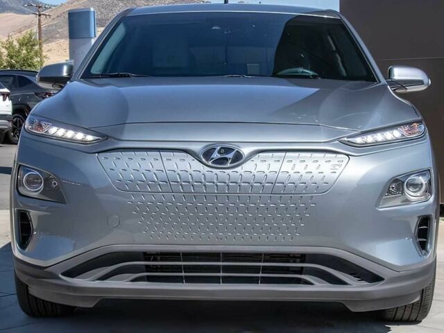 Сірий Хендай Інша, об'ємом двигуна 0 л та пробігом 48 тис. км за 10000 $, фото 1 на Automoto.ua