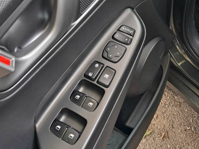 Серый Хендай Другая, объемом двигателя 0 л и пробегом 150 тыс. км за 17500 $, фото 16 на Automoto.ua