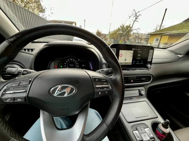 Серый Хендай Другая, объемом двигателя 0 л и пробегом 83 тыс. км за 17400 $, фото 5 на Automoto.ua